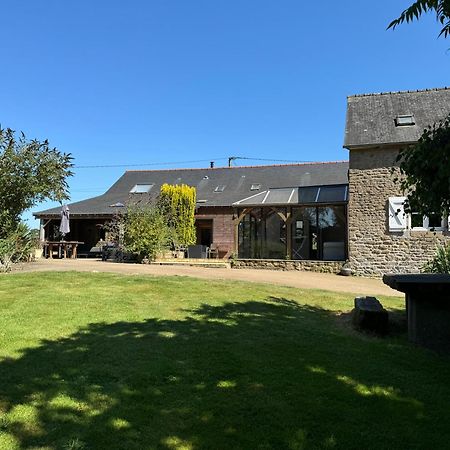 La Maison D'Amelie La Chapelle-Saint-Aubert Экстерьер фото